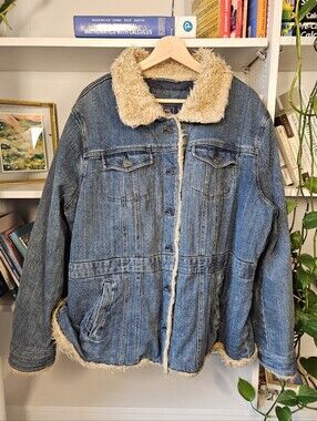 Vintage Bum Equipment Blue Denim Jacket with Cream Faux-Sherpa Trim Size 2X